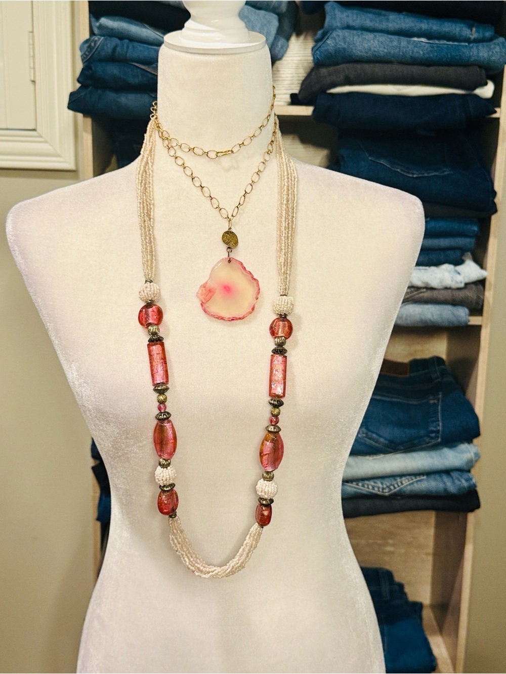 Gold Tone Pink Agate Pendant & Beaded Layered Necklace Set